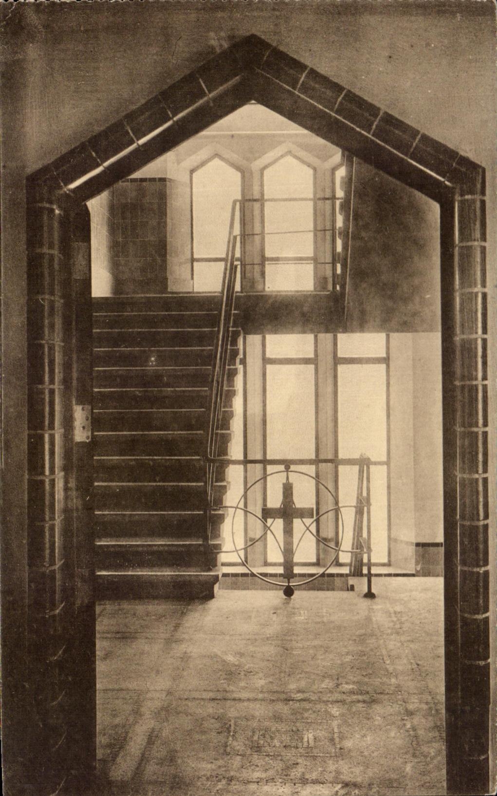 Cage d'escalier du Monastère — Abbaye N.D. de Clairefontaine — Photo Théo Naets, Schaeibek