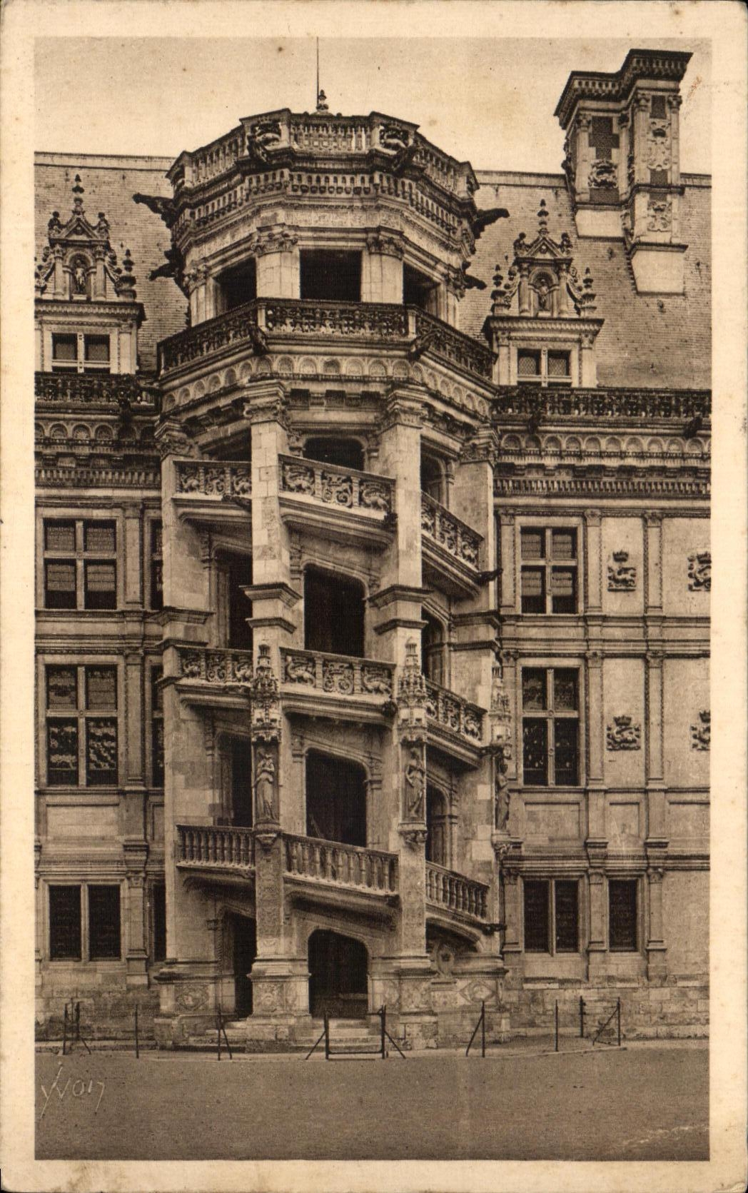 CPA Chateau de Blois Escalier Francois 1er