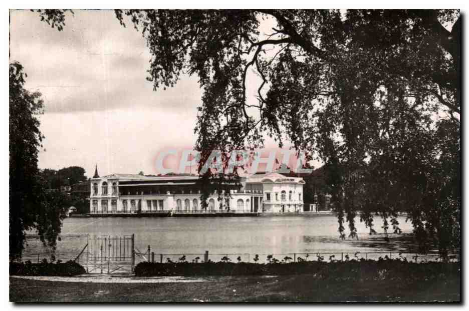Enghien-les-Bains — Vue sur le lac et le casino — A.C. Photo, Paris