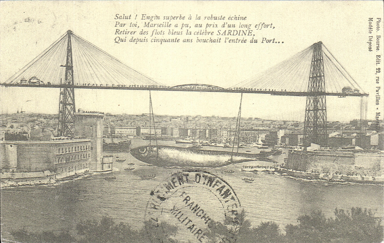 Marseille — Pont transbordeur avec sardine symbolique — Photo. Douresse Déposé