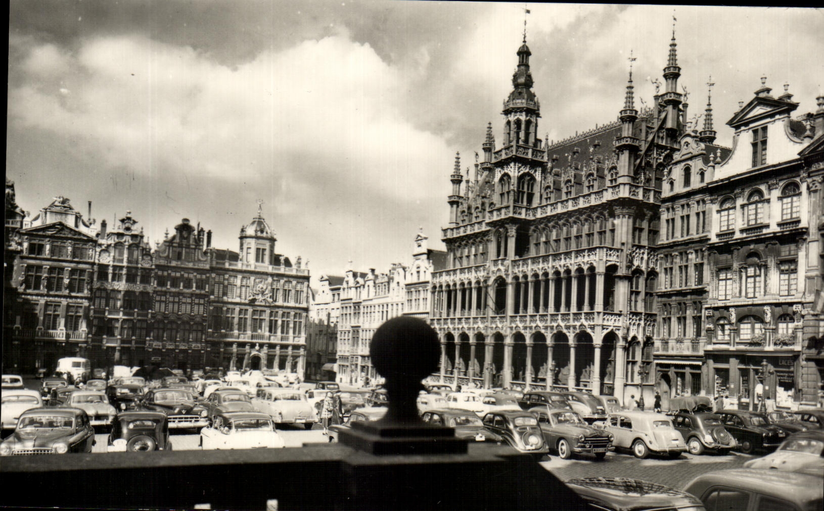 CPA Bruxelles Coin de la Grand Place 