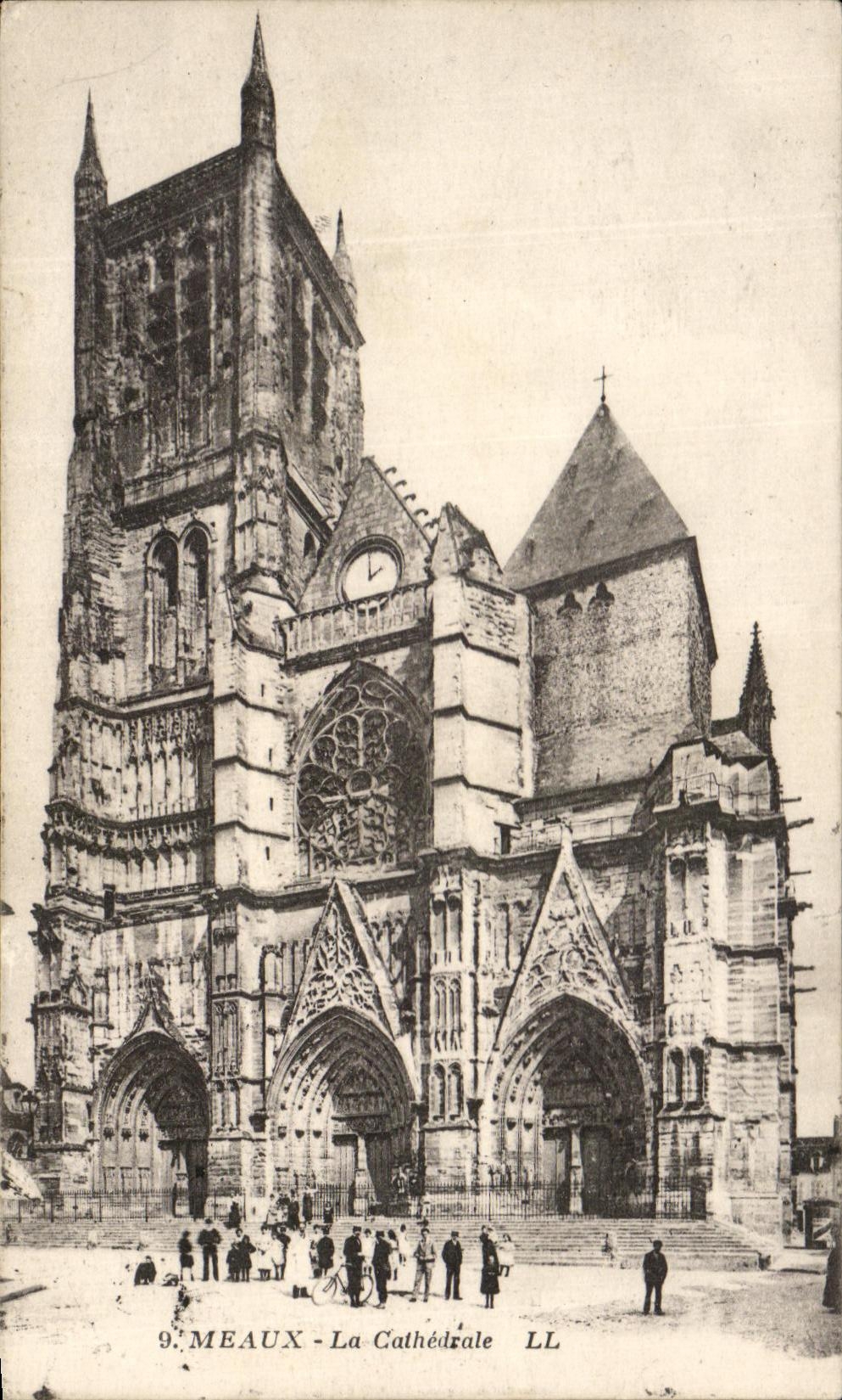 CPA Meaux La Cathedrale
