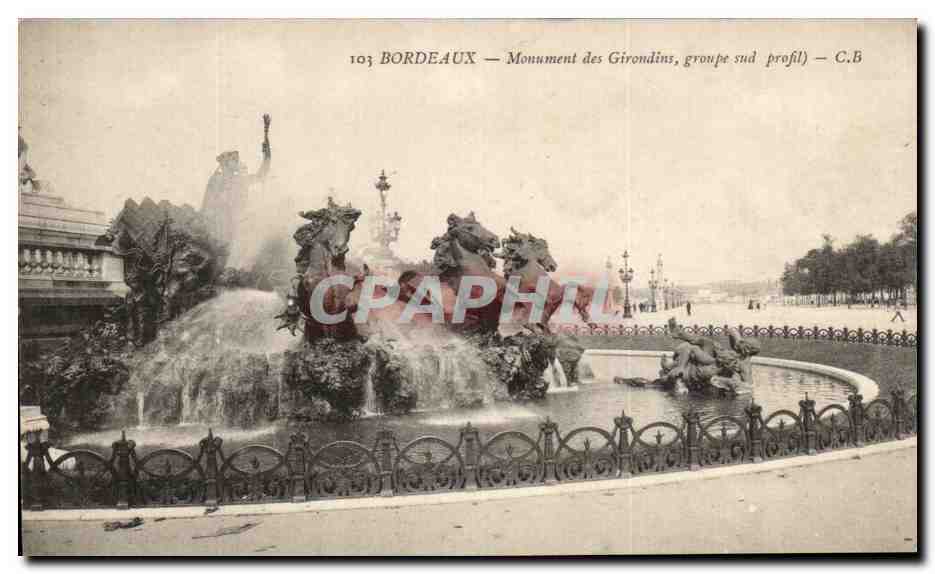 CPA Bordeaux Monument des Girondins groupe sud