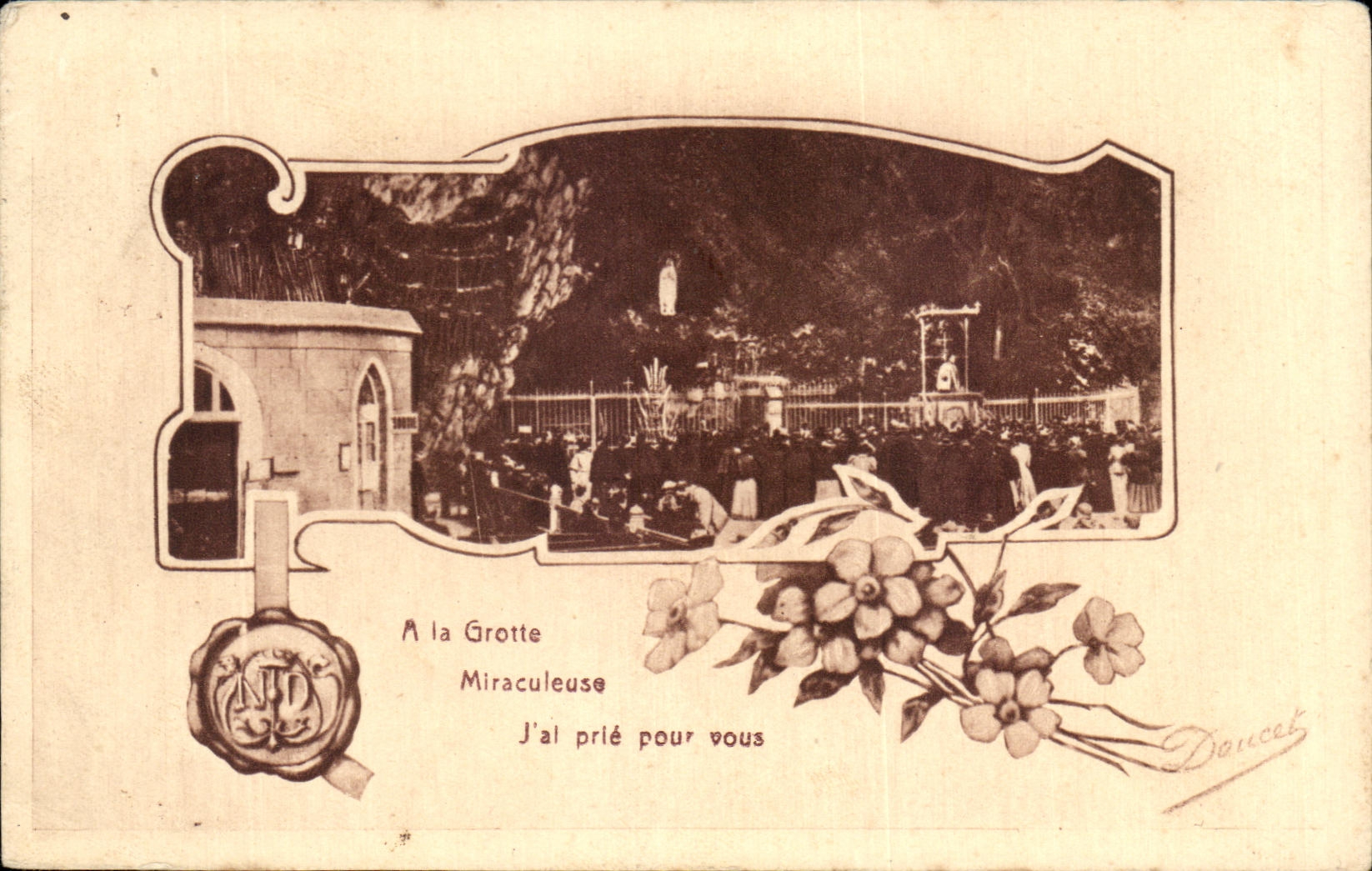 CPA A la Grotte Miraculeuse J'ai Prie Pour vous Lourdes