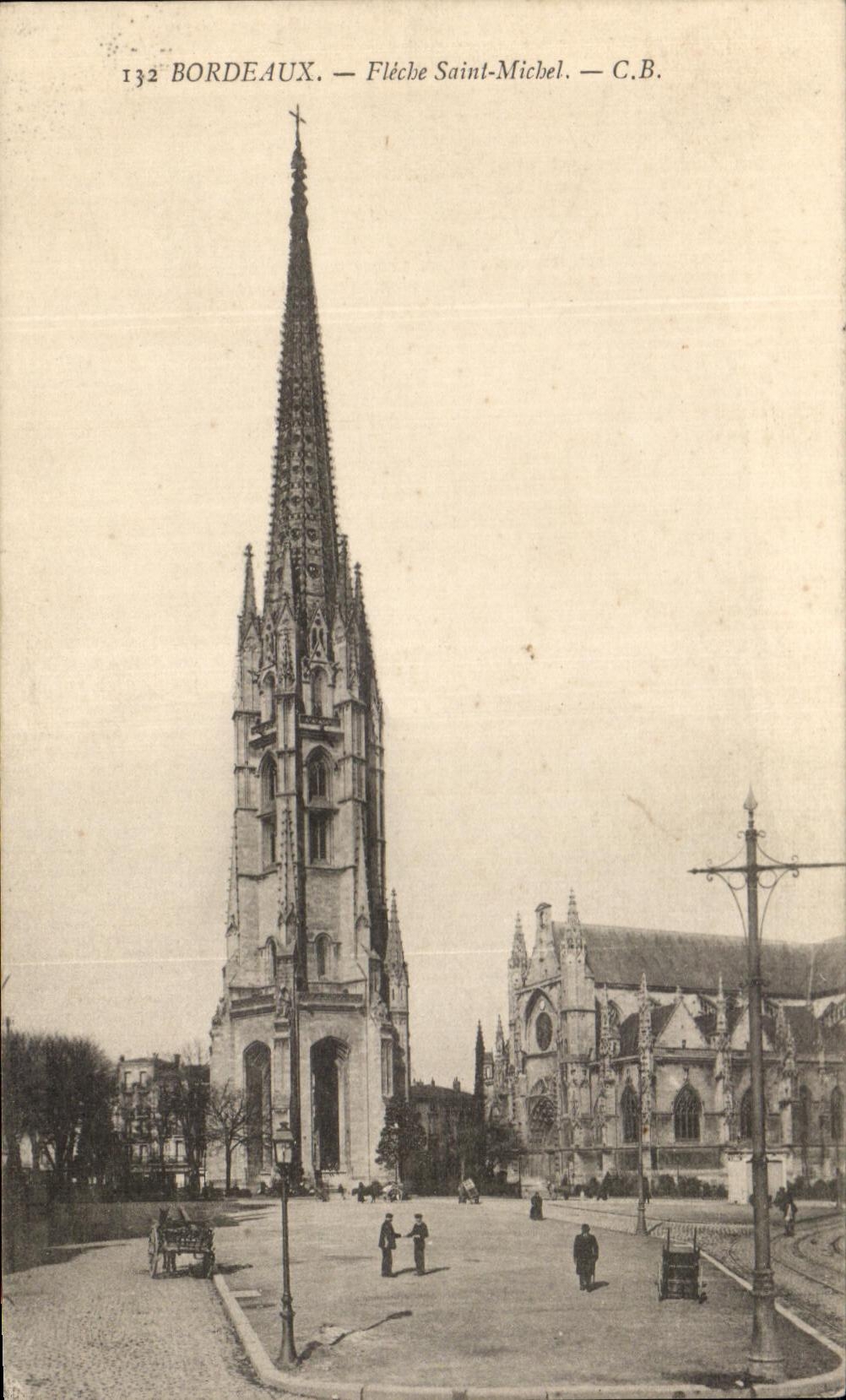 CPA Bordeaux Fleche Saint Michel