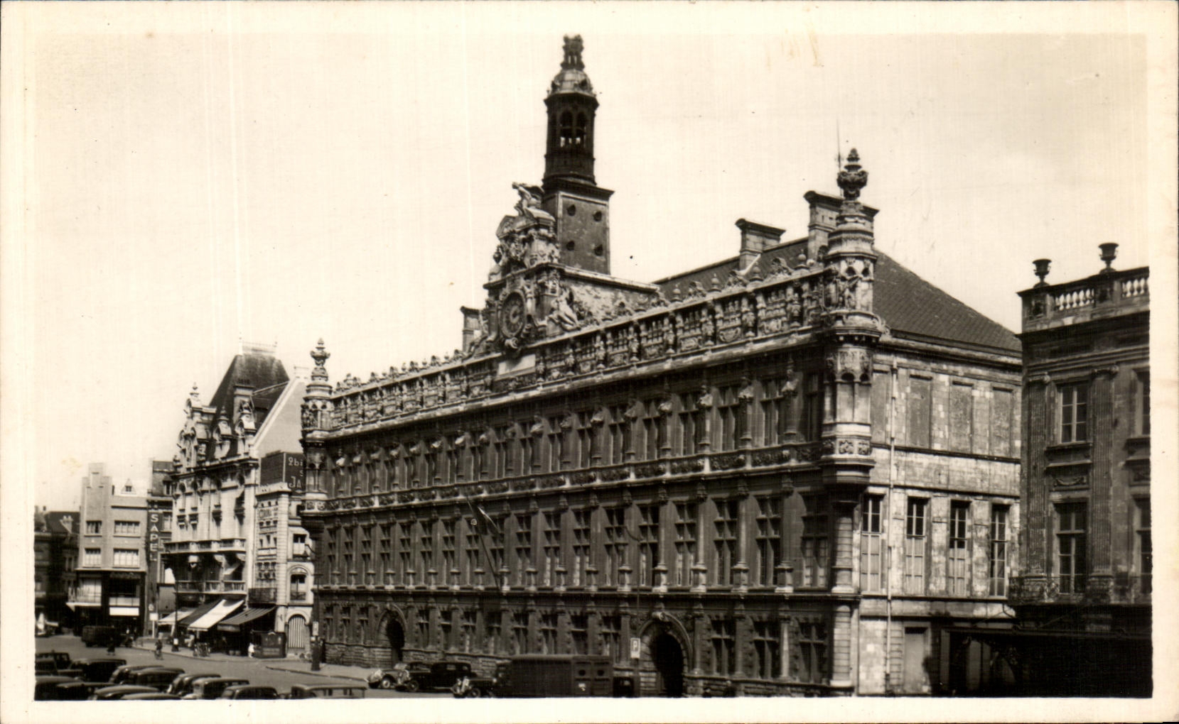 Hôtel de Ville de Valenciennes — éditeur GORLIER & Srs — n° 2035