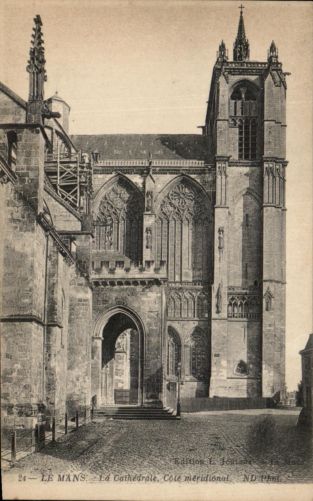 Le Mans — La Cathédrale, Côté méridional — Edition L. Joniat, n°24