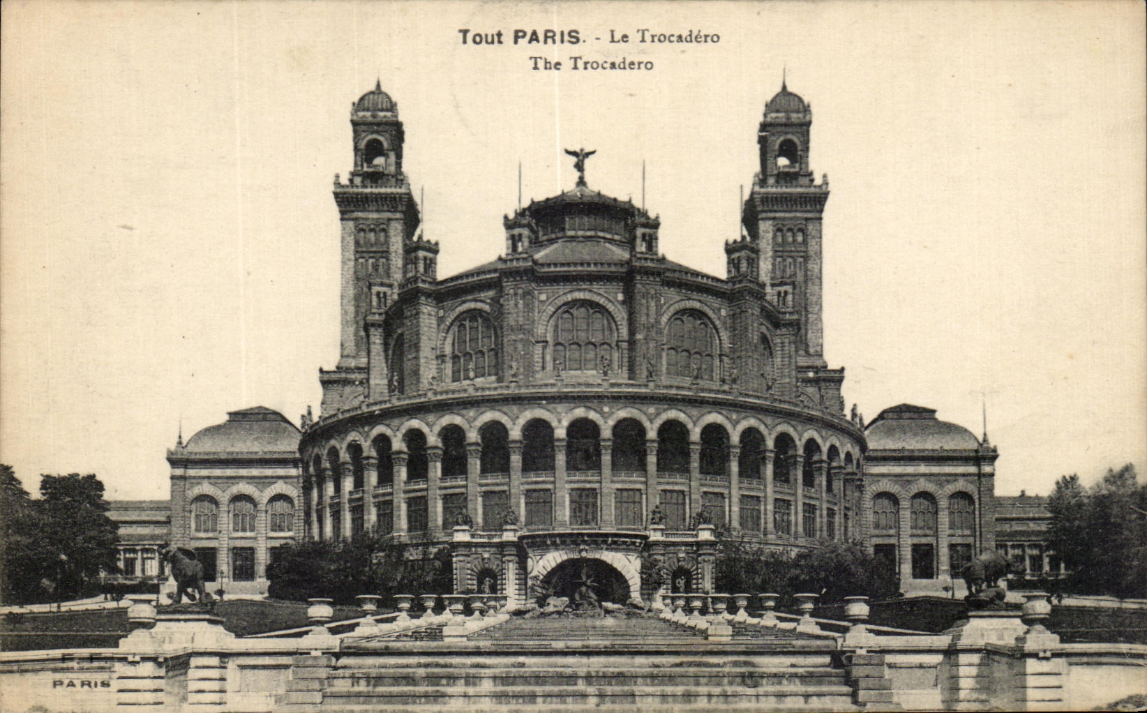 CPA Tout Paris Le Trocadero 