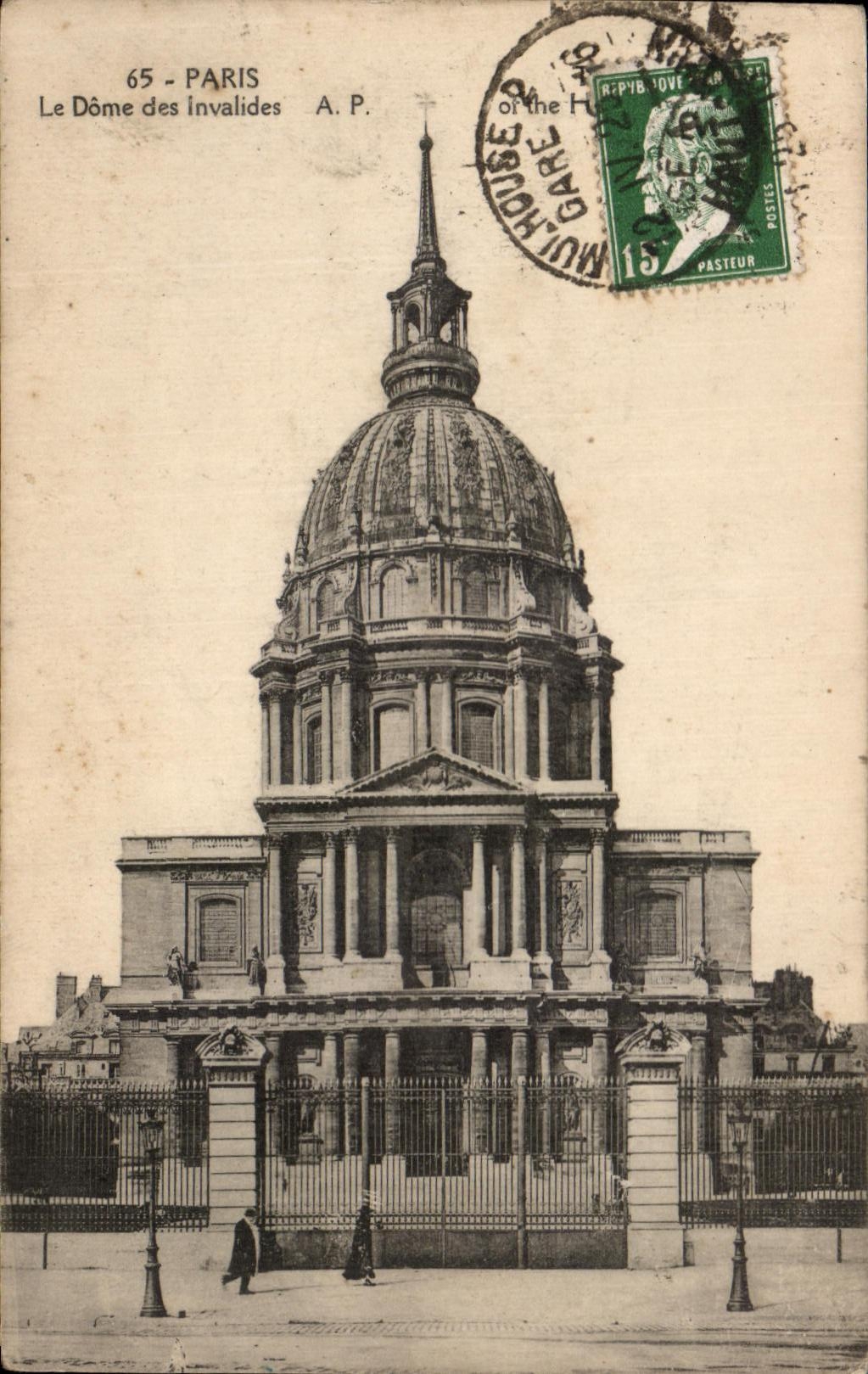CPA Paris Le Dome des Invalides