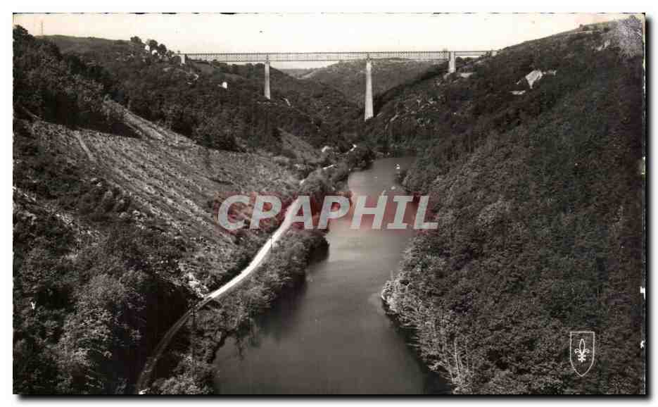 La Vallée pittoresque de la Sioule — Le Viaduc des Fades, le plus haut d'Europe avec ses 132 m — Éditions du LYS - Tél. 53 - Place Saint-Hol - Sonvigny (Allier)