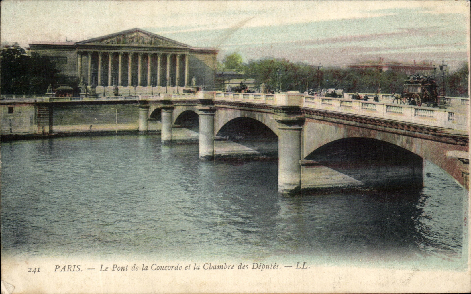 CPA Paris Le Pont De La Concorde Et La Chambre Des Deputes