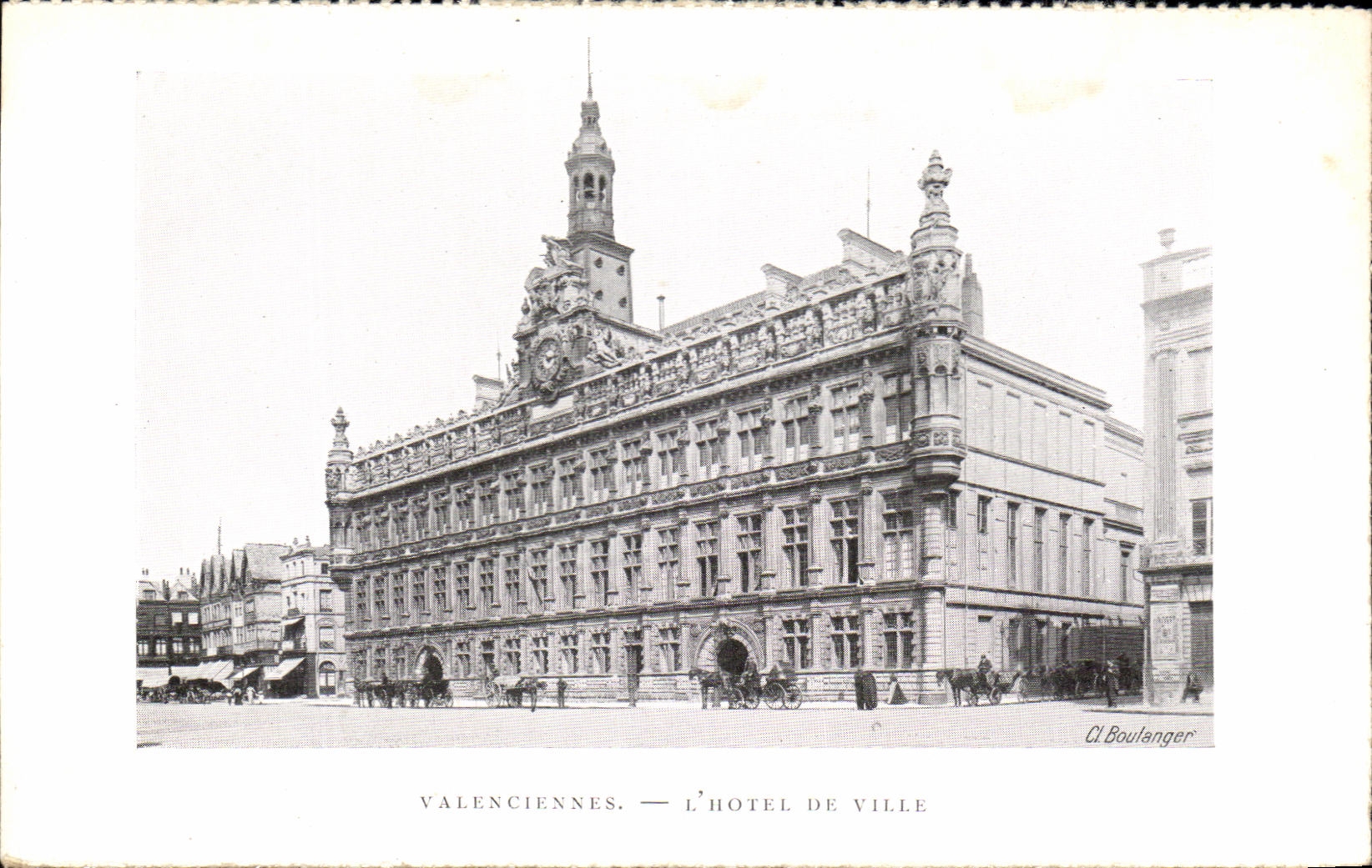 Valenciennes — L'Hôtel de Ville — Cl Boulanger