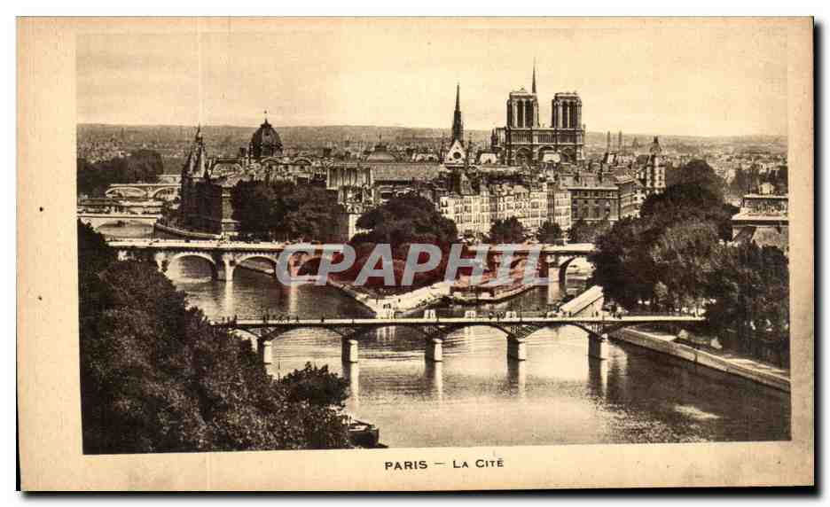 Paris — La Cité — vue de la Seine et Notre-Dame
