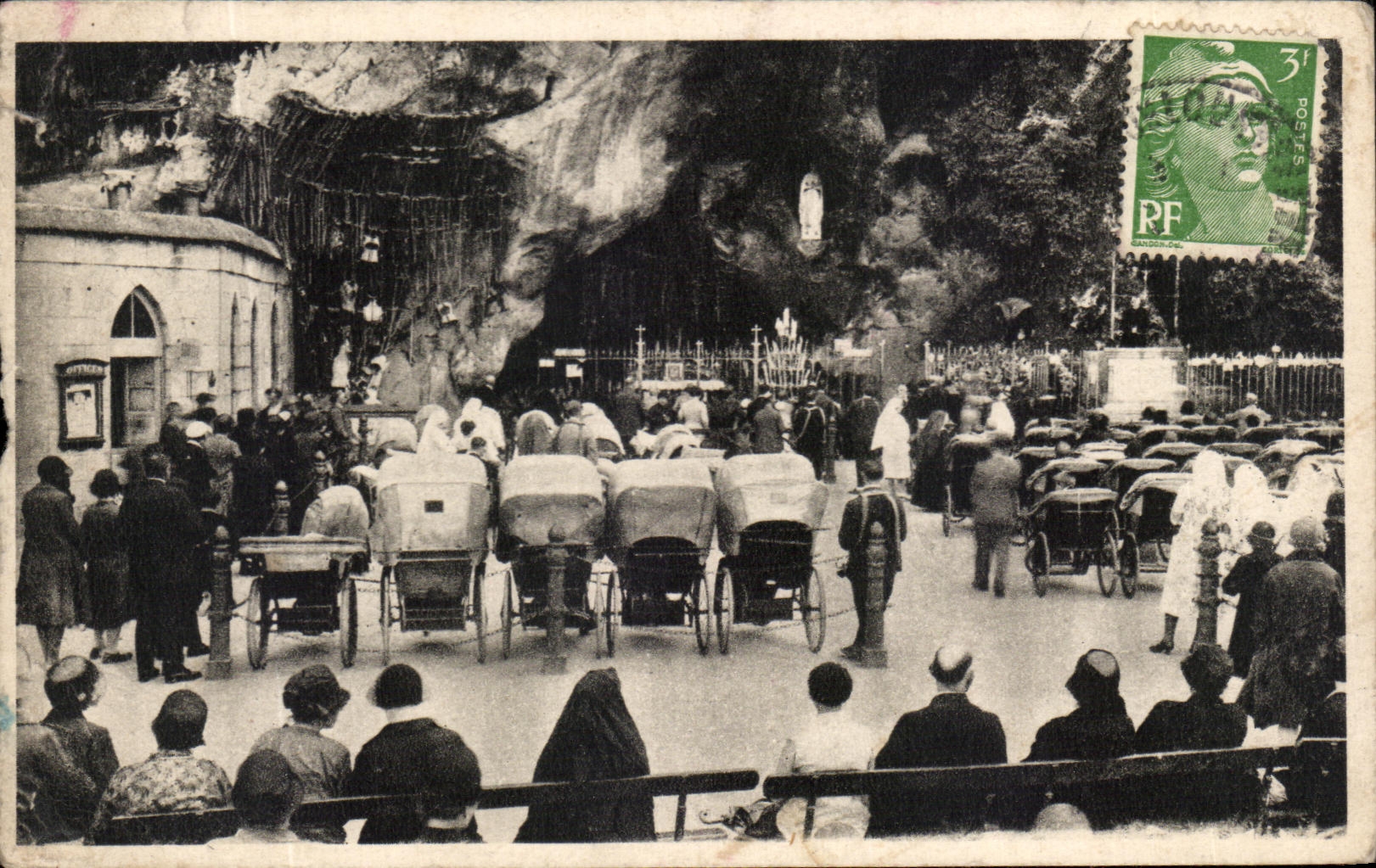 CPA Lourdes La Grotte