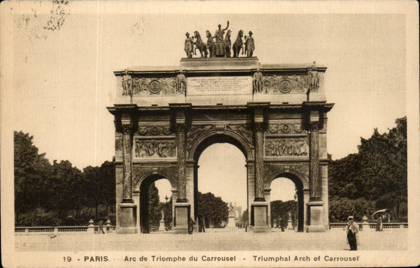 CPA Paris Arc de Triomphe du Carrousel Louvre