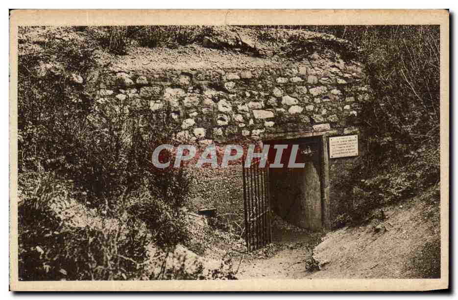 Fort de Vaux — Porte d'entrée des visiteurs — plaque commémorative du Capitaine Tabourot