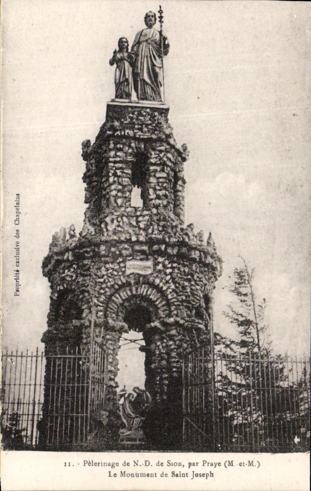 Pèlerinage de N.-D. de Sion, par Praye (M. et M.) — Le Monument de Saint Joseph — Propriété exclusive des Chapelains