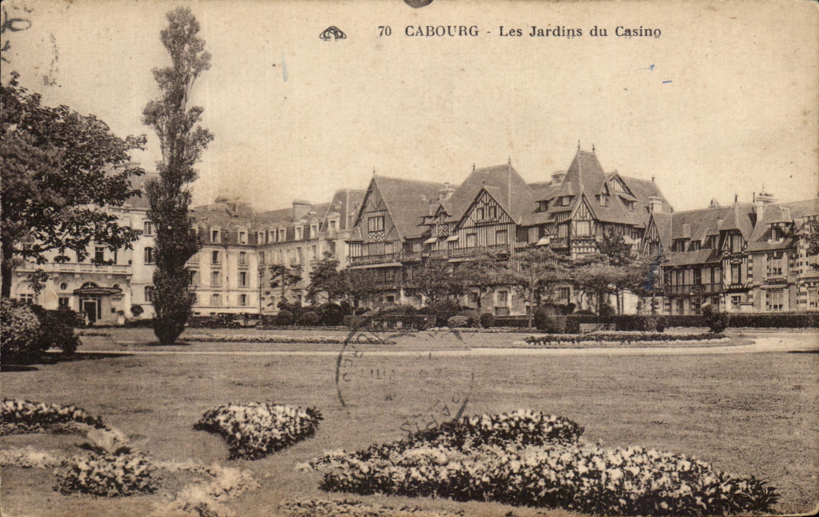 CPA Cabourg Les Jardins du Casino