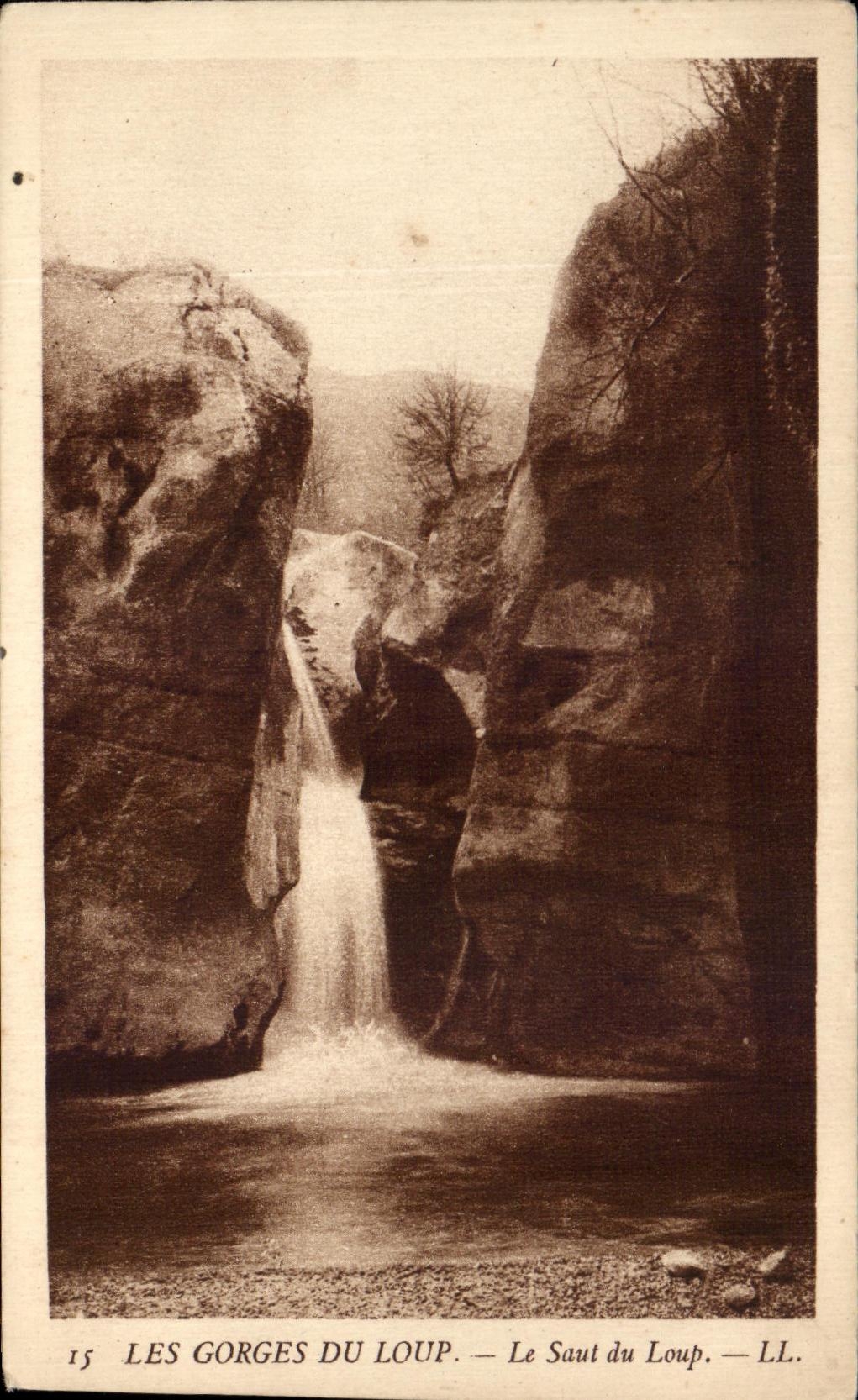 CPA Les Gorges du Loup Le Saut du Loup