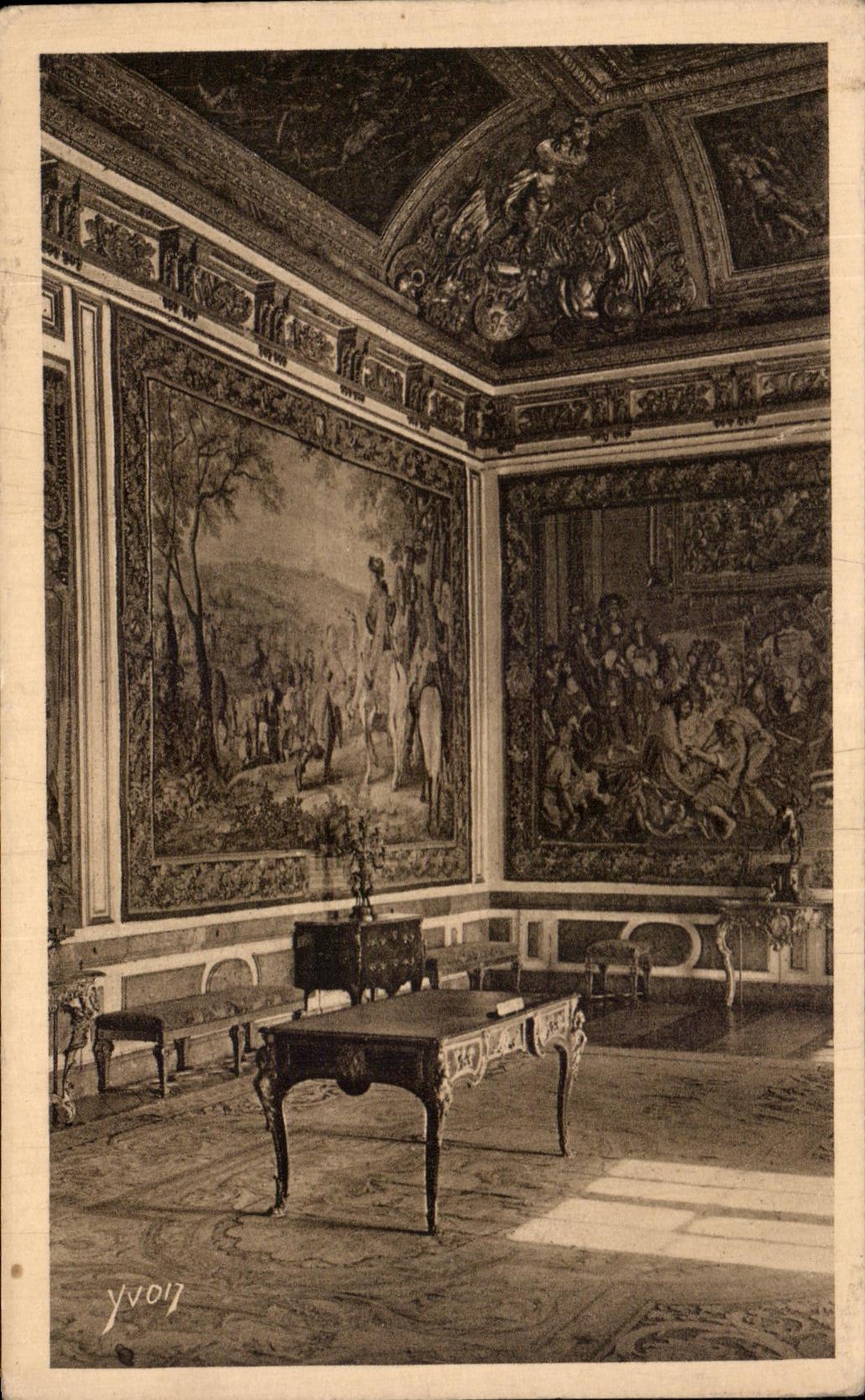 CPA Versailles Pittoresque Table de la signature du Traite de Versailles 1919