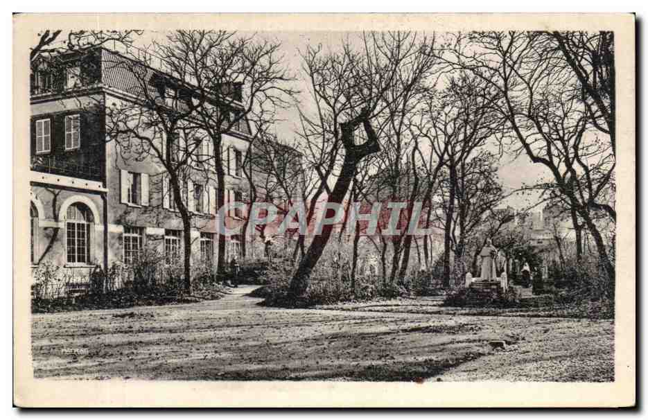 CPA Maison Mere des Petites Socurs de I'Assomption Jardin
