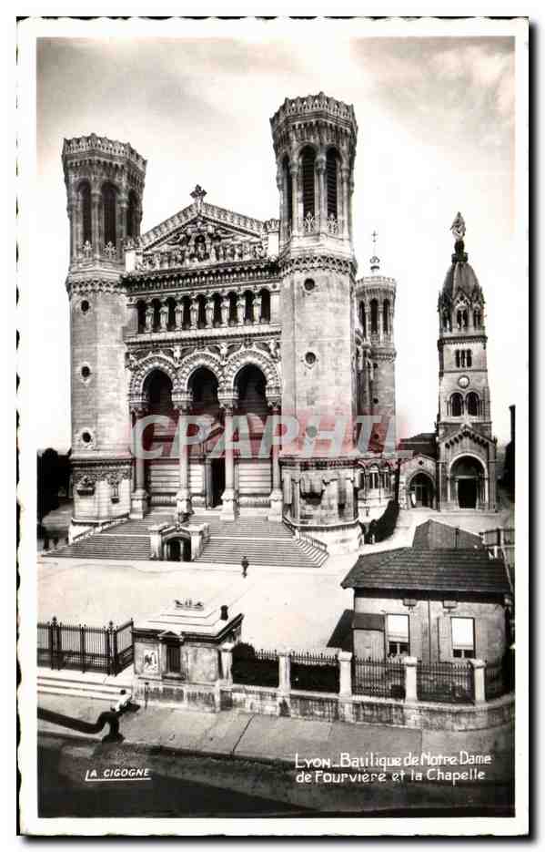 CPA Lyon Basilique de Notre Dame de Fourviere et la Chapelle