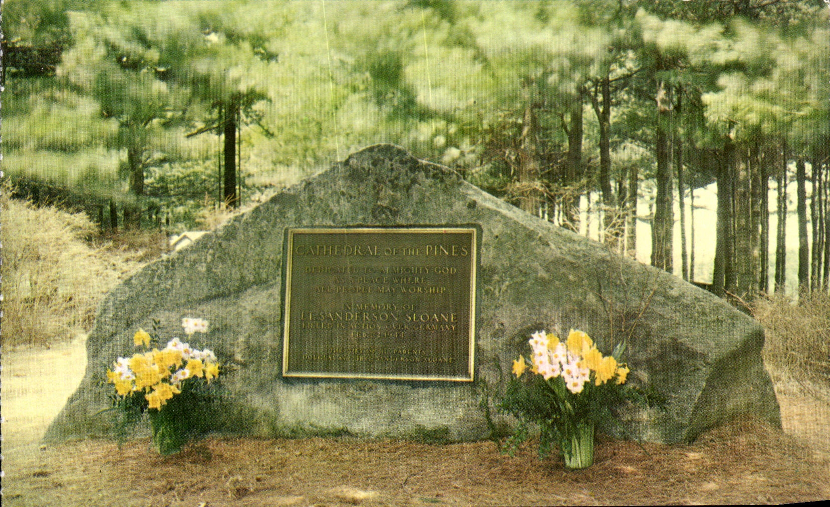 CPA Cathedrale of the Dines Rindge The Memorial Boulder