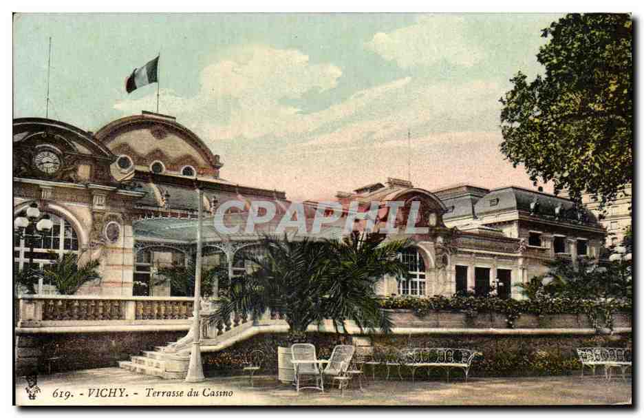 CPA Vichy Terrasse Du Casino