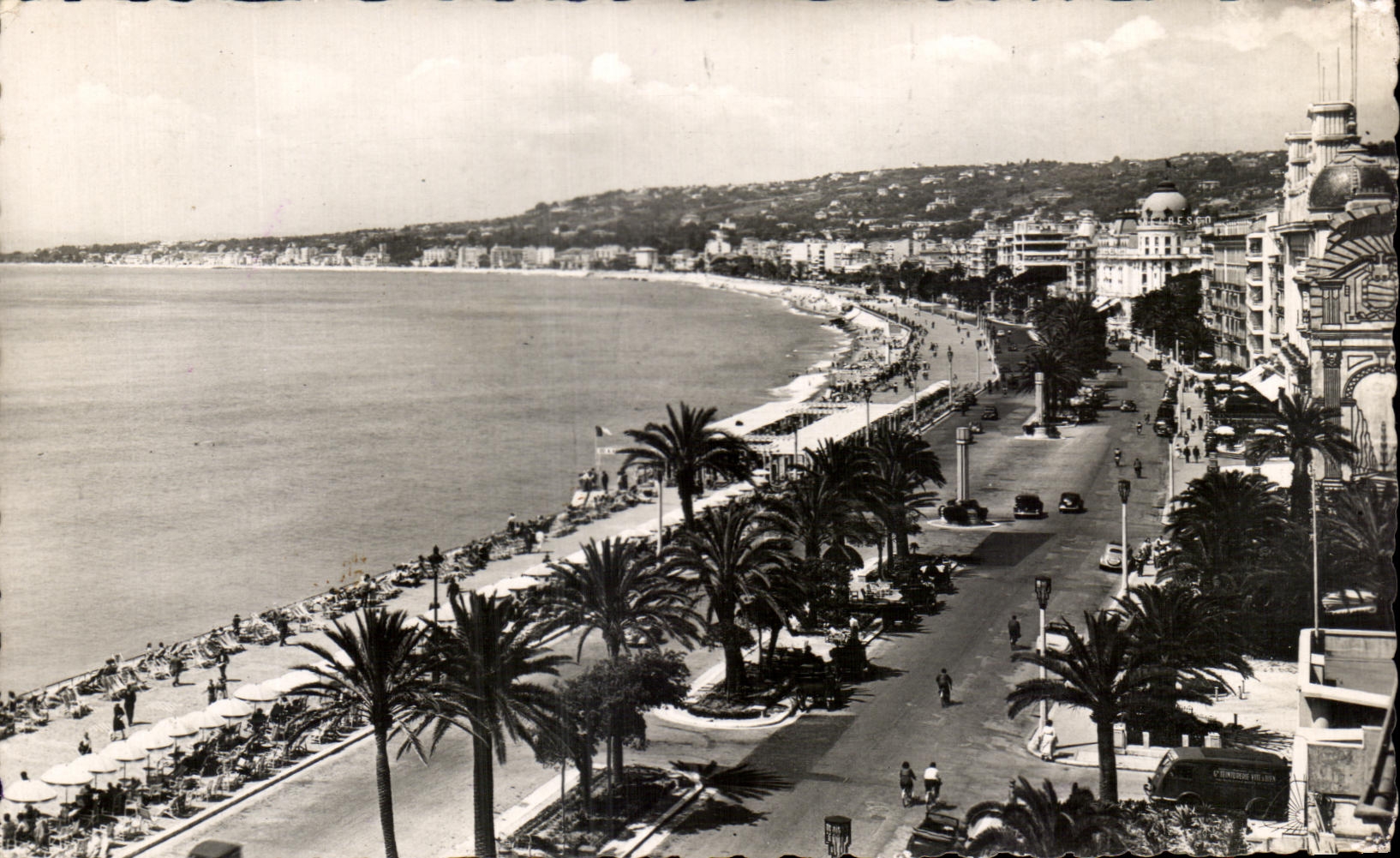 CPA Nice La Promenade Des anglais Rue Prise De L'hotel Ruhl