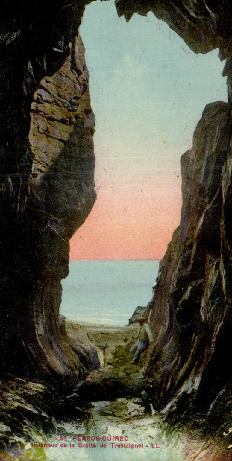 Innenansicht der Grotte de Tréstrignel — Perros-Guirec — Levý et Neudéin, Nice