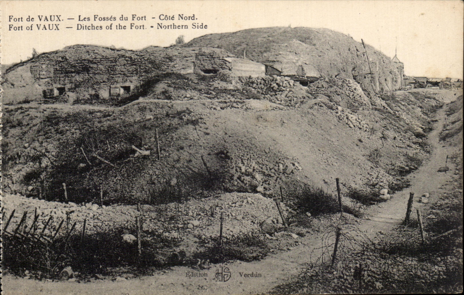 CPA Fort de Vaux Les Fosses du Fort Cote Nord Militaria