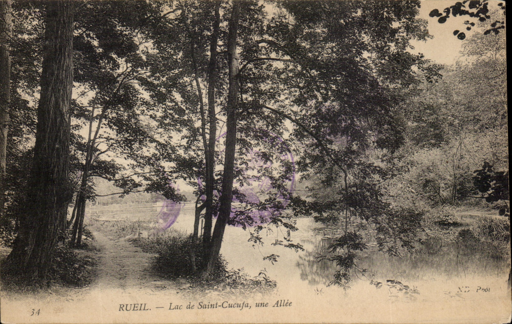 CPA Rueil lac de Saint Cucuja une Allee