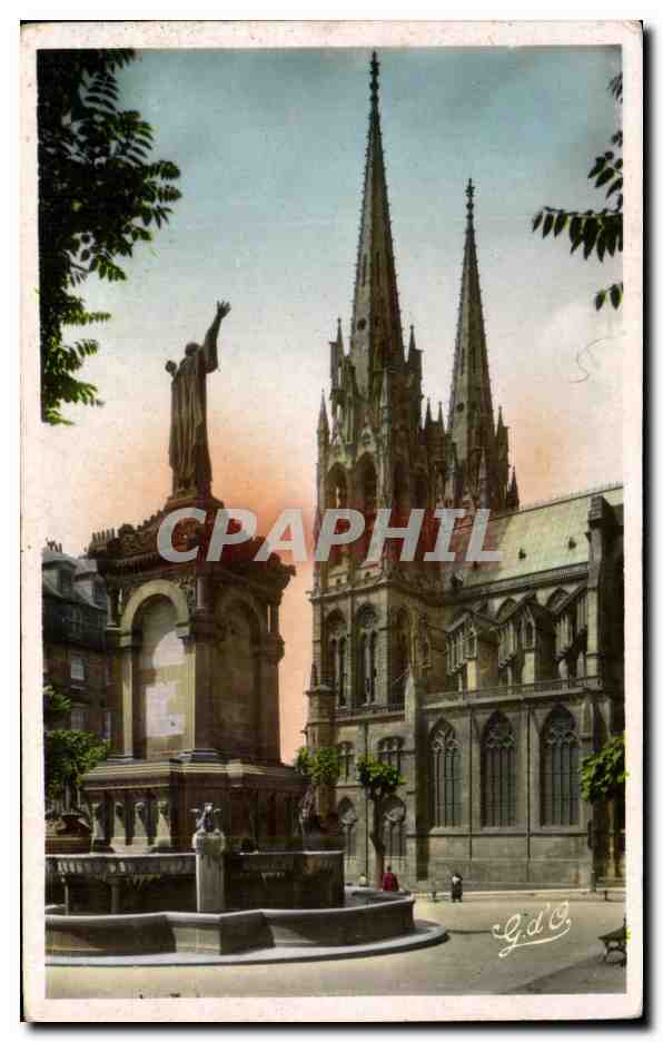 Cathédrale Notre-Dame de Reims — Monument à sainte Thérèse — G. d. C.
