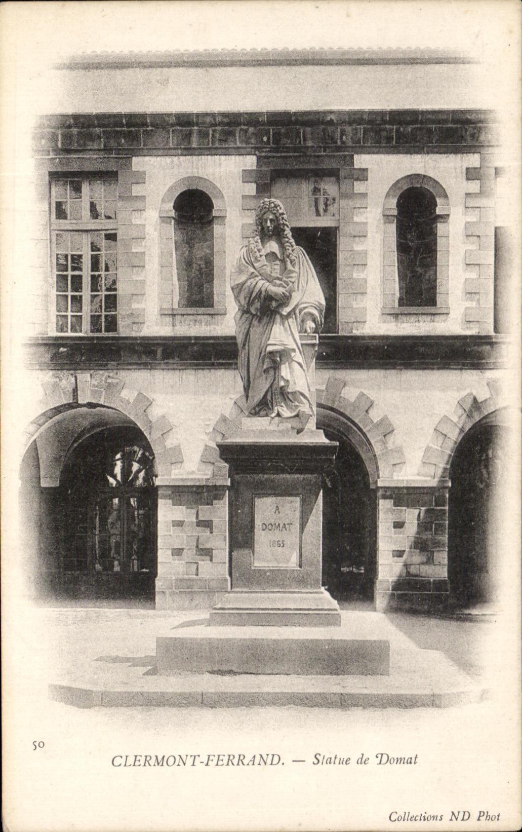 Clermont-Ferrand — Statue de Domat — Collections ND Phot