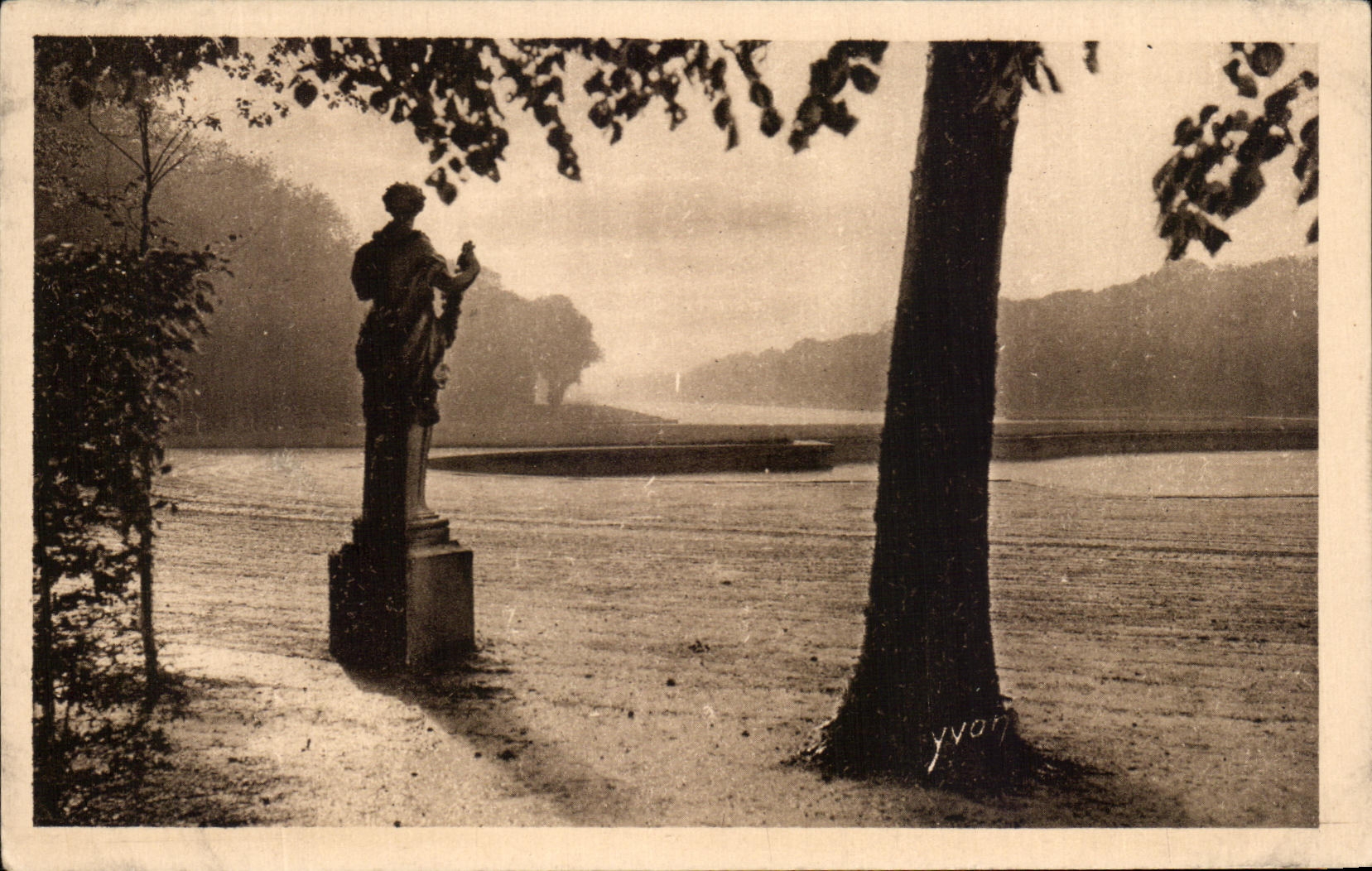 Rotonde du Bassin d'Apollon — Versailles — Édition d'Art YVON, n°35