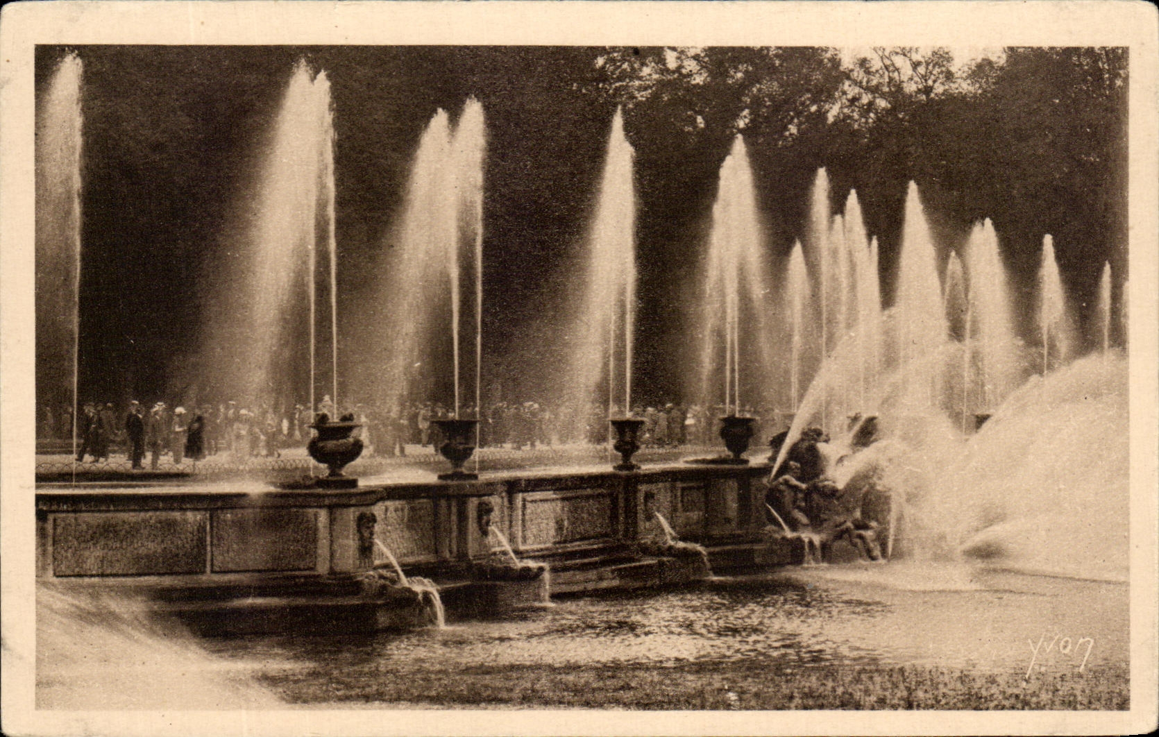 Les Grandes Eaux au Bassin de Neptune — Versailles — Édition d'Art YVON, n°52
