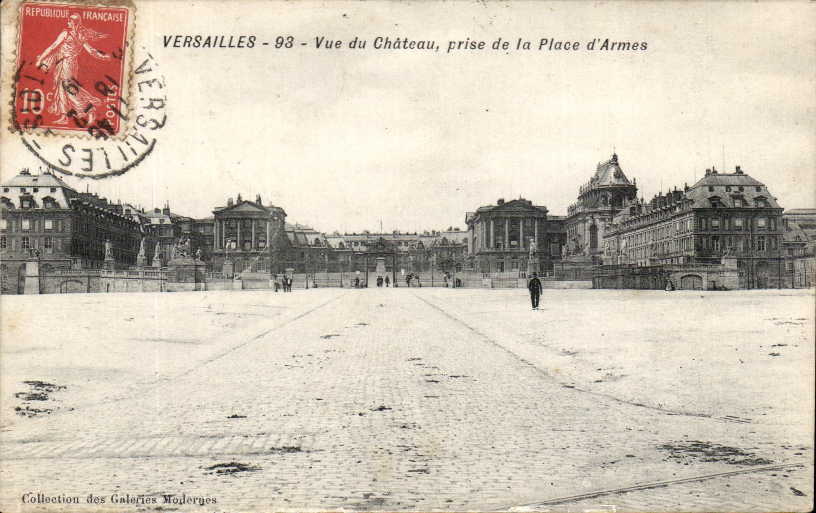 Versailles - 93 - Vue du Château, prise de la Place d'Armes — Collection des Galeries Modernes