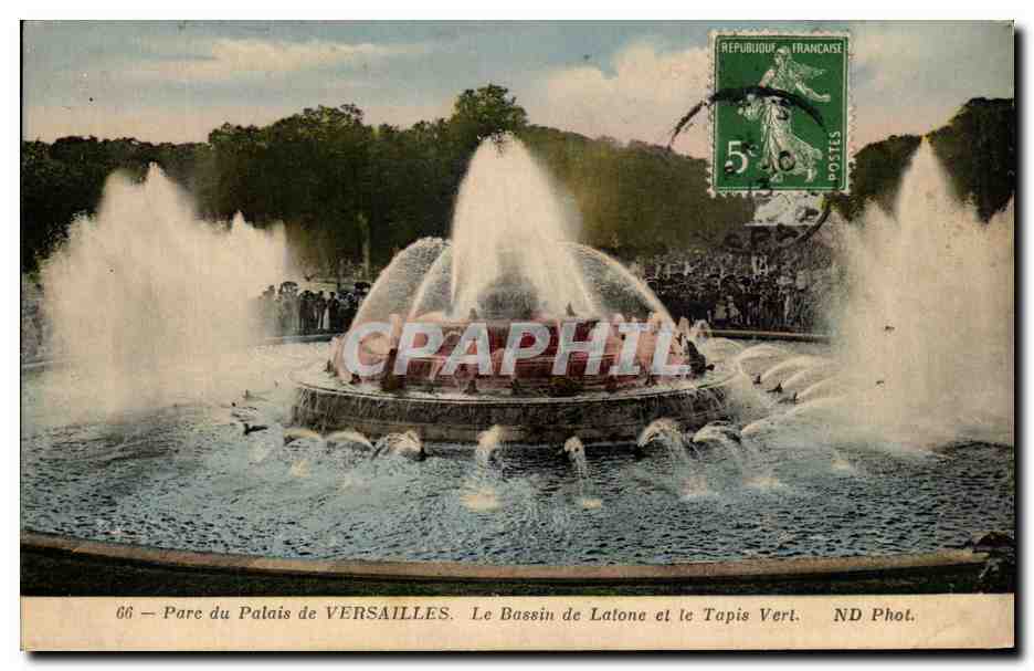 CPA Parc du Palais de Versailles Le Bassin de Latone et le Tapis Vert