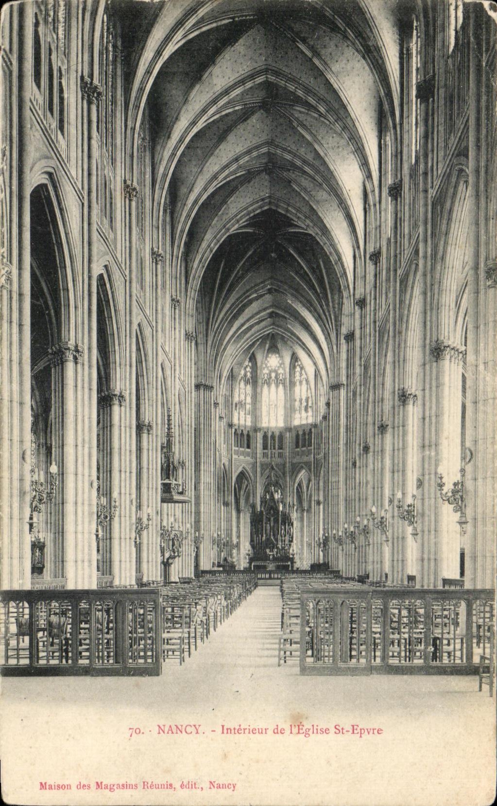 CPA Nancy Interieur de l'Eglise St Epvre 