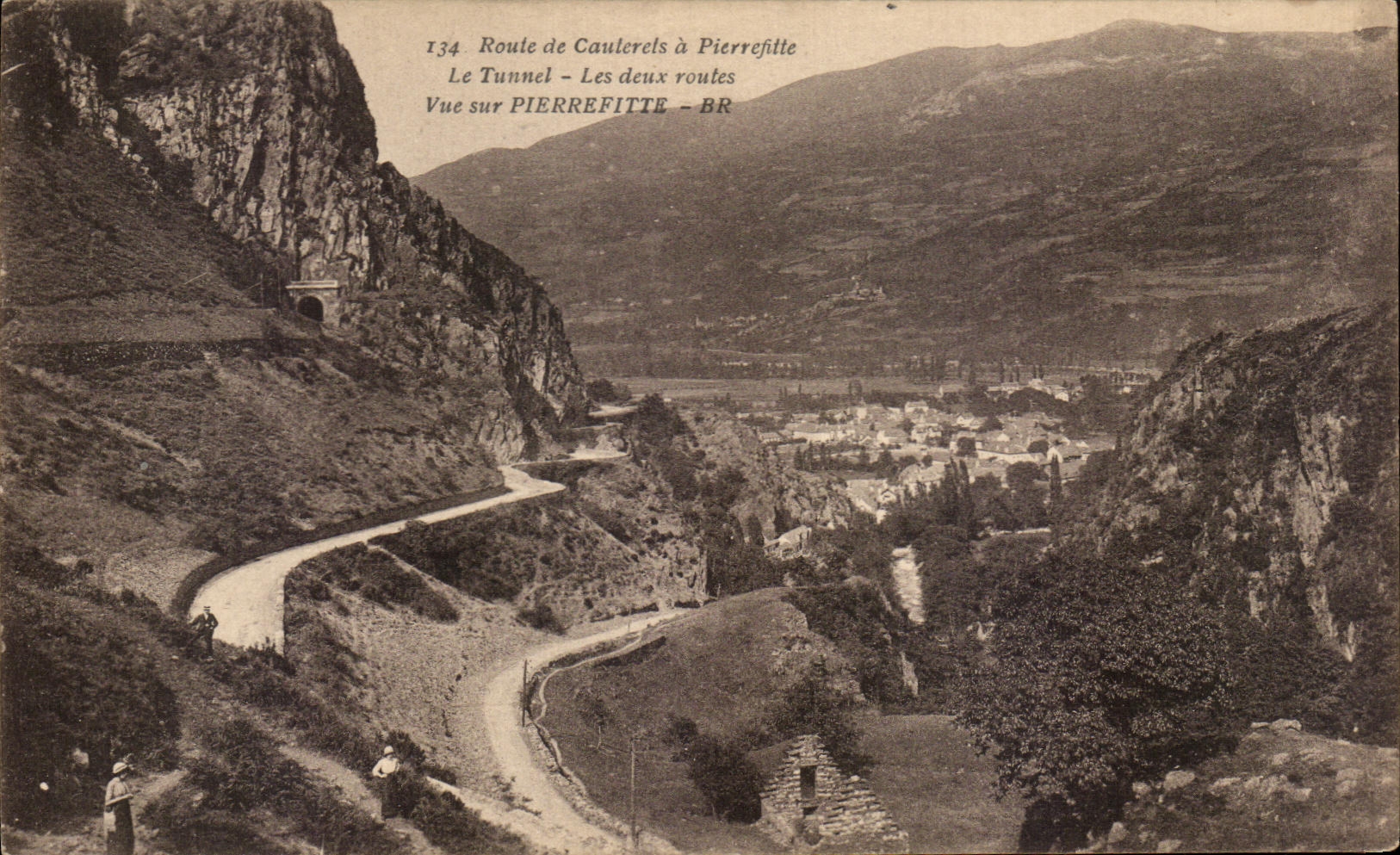 CPA route De Cauterets A Pierrefitte Le Tunnel Les deux routes 