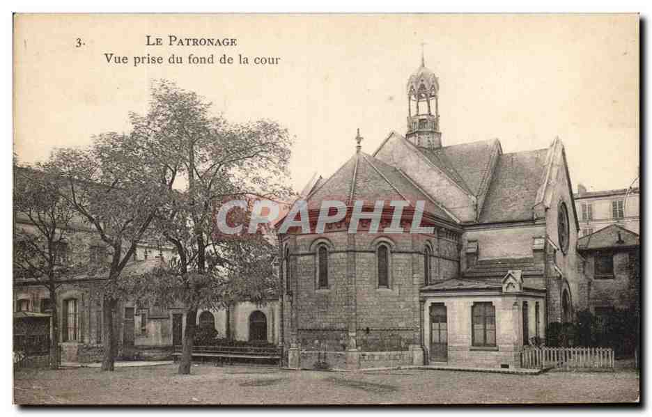 CPA Le Patronage Vue Prise Du Fond De La Cour