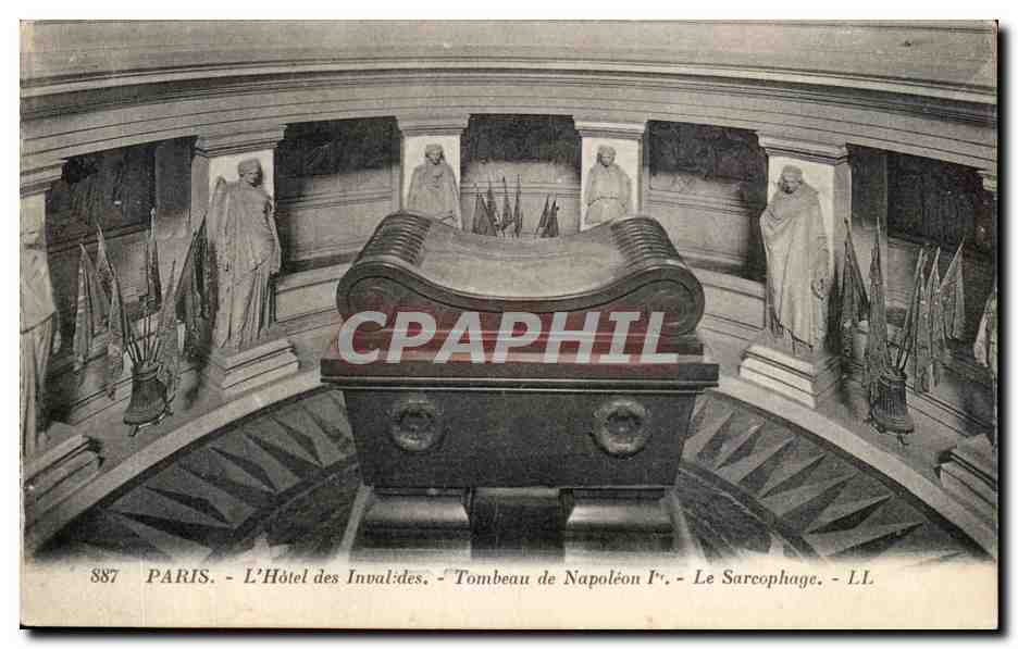 CPA Paris L'Hotel des Invalides Tombeau de Napoleon 1er Le Sarcophage
