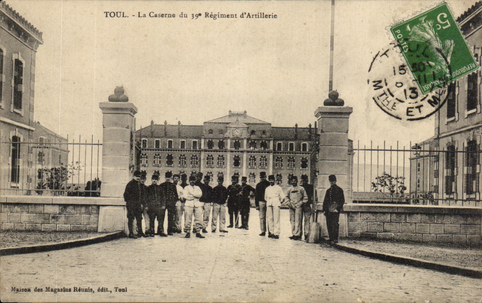 CPA Toul La Caserne du Regiment d'Artillerie Militaria