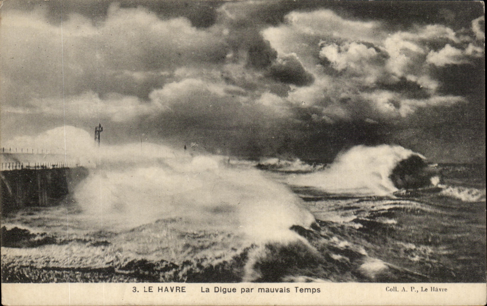 CPA Le Havre La Digue par Mauvais Temps