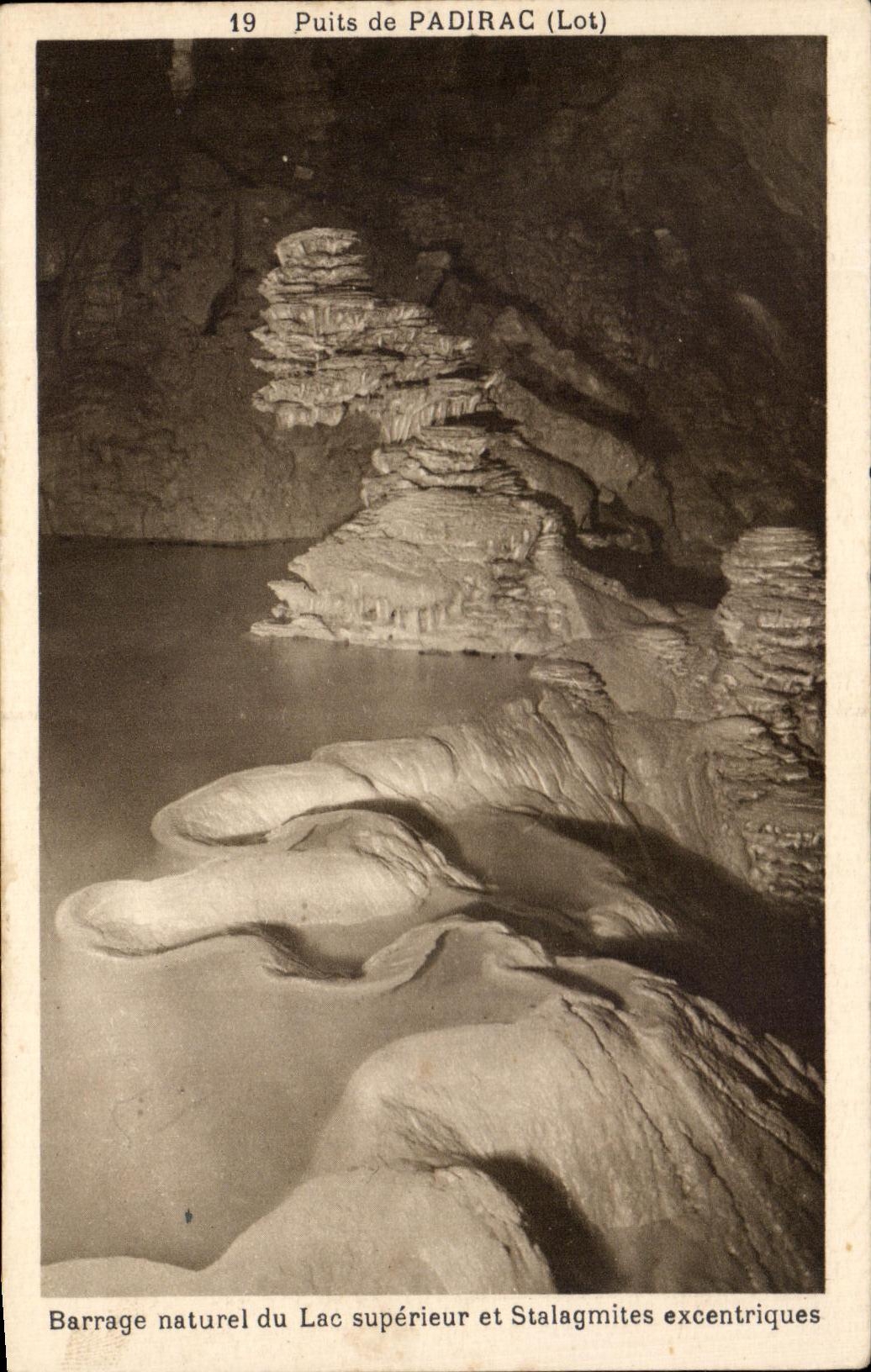 Brunnen von PADIRAC (Lot) — Natürlicher Damm des oberen Sees und exzentrische Stalaktiten — Phototypie Hédio François, n°19