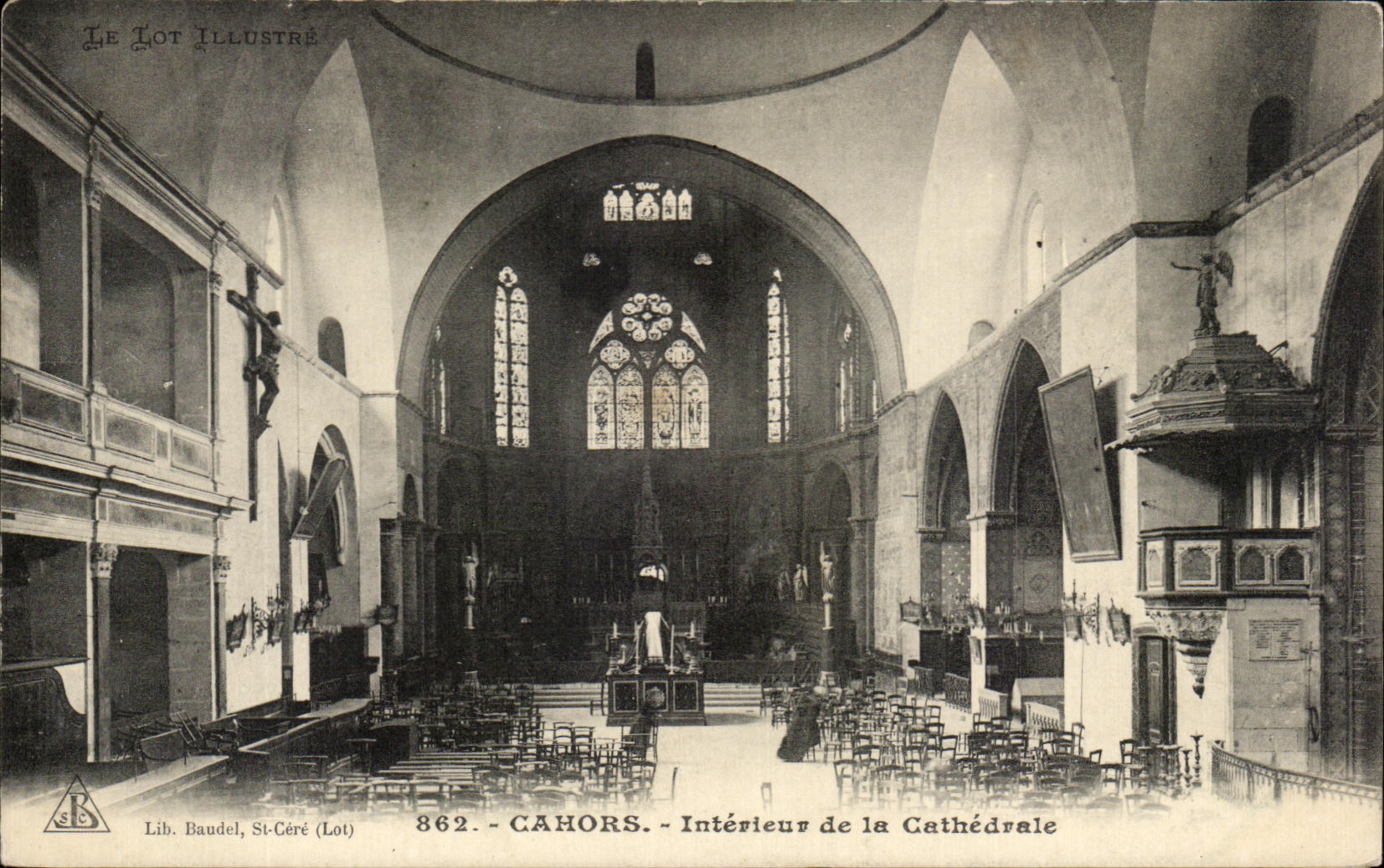 CPA Cahors Interieur de la Cathedrale
