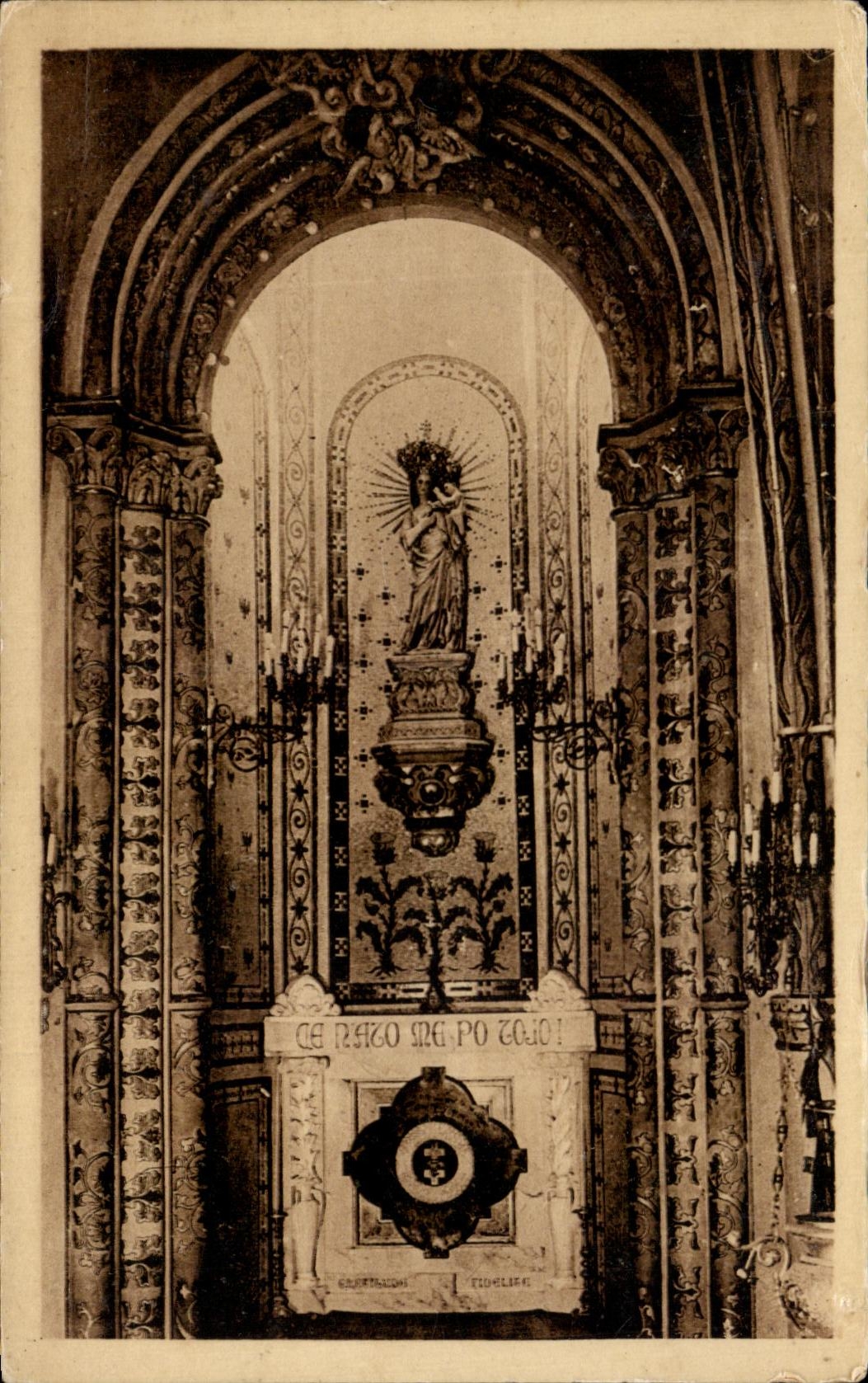 Autel de Notre-Dame de Sion — Vézelay — éditeur Vézelay, n°5