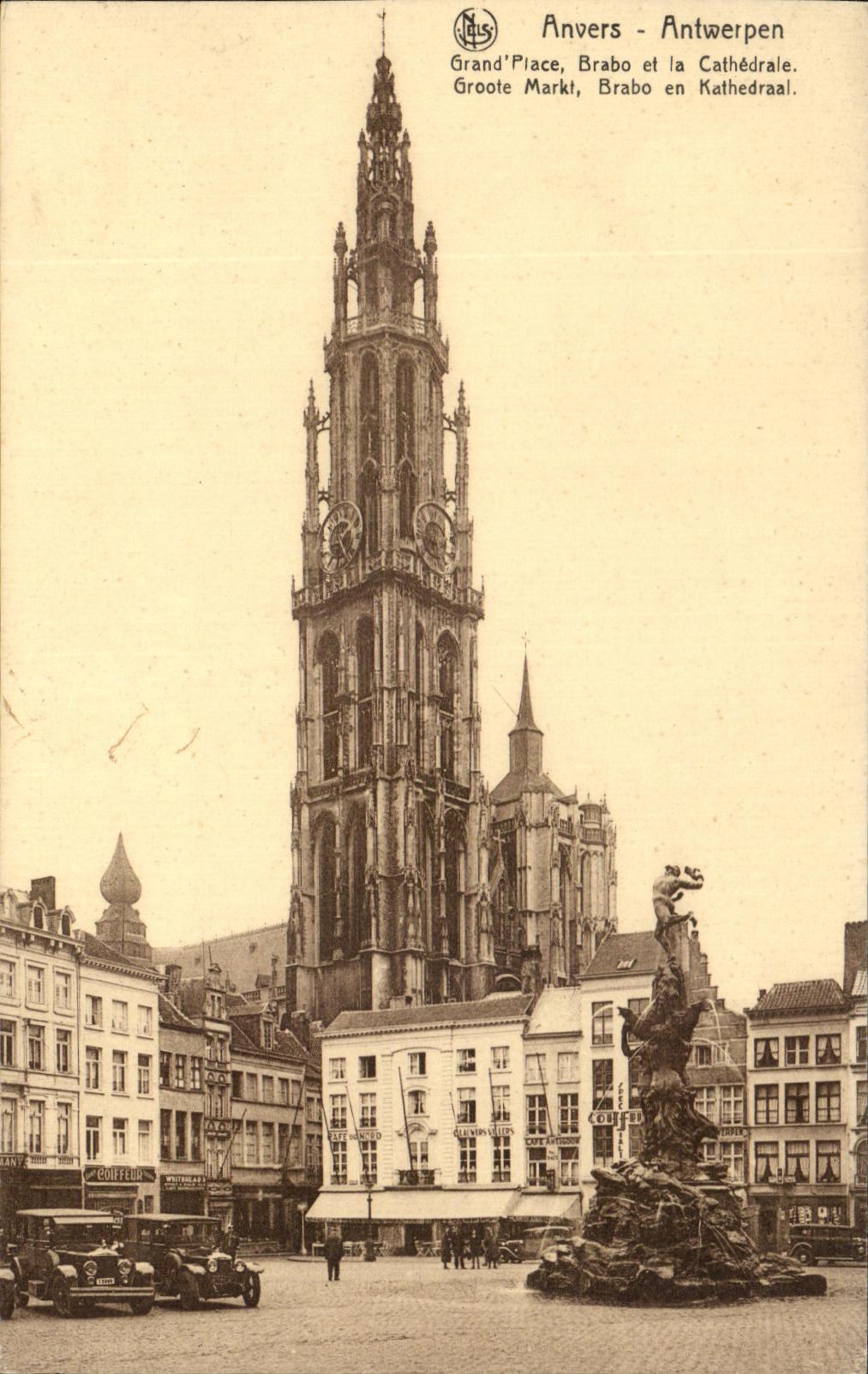 CPA Anvers Antwerpen Grand Place Brabo et la Cathedrale
