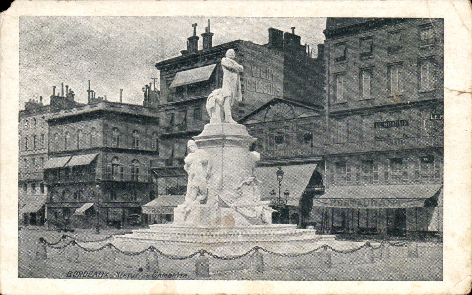 CPA Bordeaux Statue de Gambetta