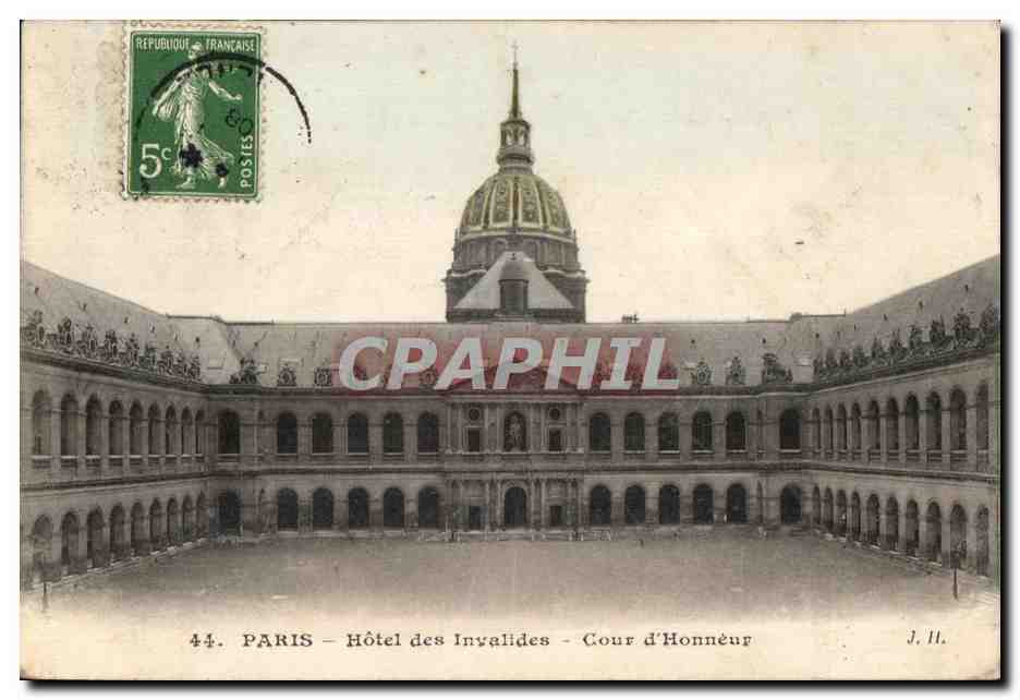 CPA Parise Hotel Des Invalides Cour D'Honneur